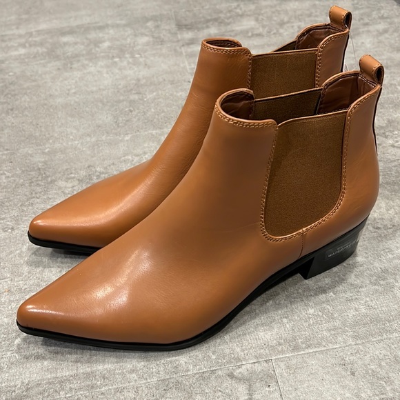 Blondo Shoes - NWOB Blondo Waterproof Ankle Boots Size 11